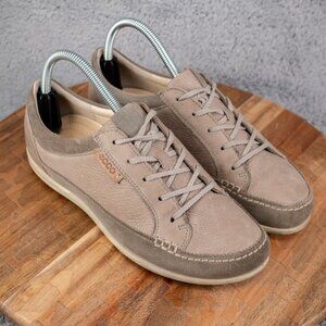 ECCO Cayla Leather Sneakers in Taupe Women's 39 / US 8